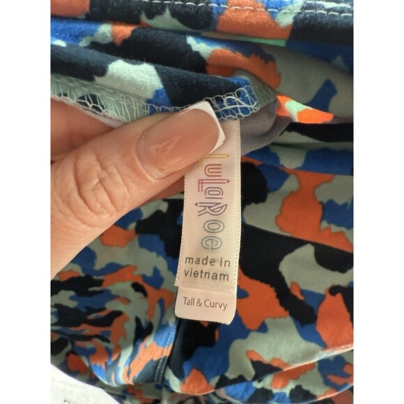 Lularoe TC legging, Camo print - Picture 2 of 2